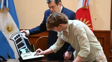 Zamora recibió al Piloto Jorge Bruno, corredor de Fórmula 2 Argentina