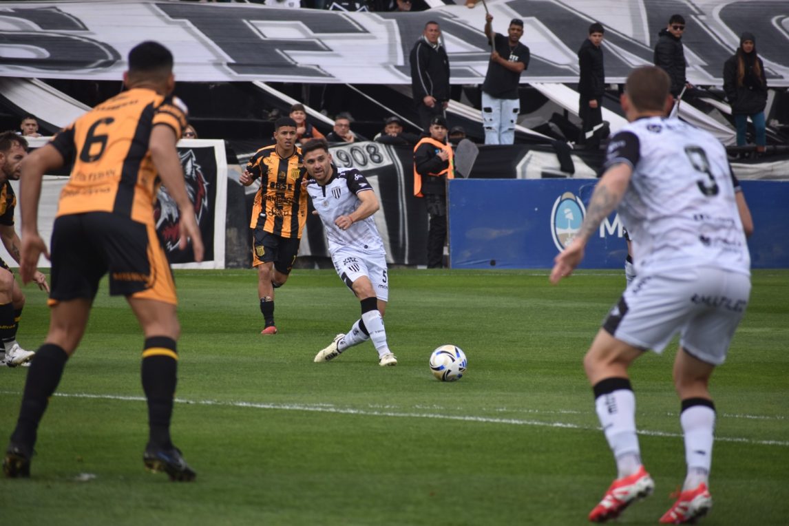 Mitre perdió en Mendoza ante Gimnasia y se aleja del Reducido