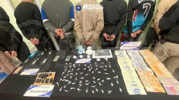 Cayó el clan Rocha: cocaína, vehículos, millones en efectivo y un arsenal en La Banda