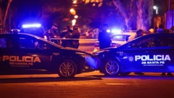 Caminaba junto a su novia y dos sujetos lo asesinaron a balazos