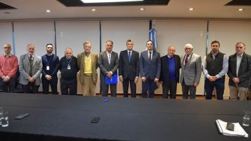 La Cámara Aargentina de Comercio y la CAME acordaron una aumento en las paritarias para los empleados de comercio