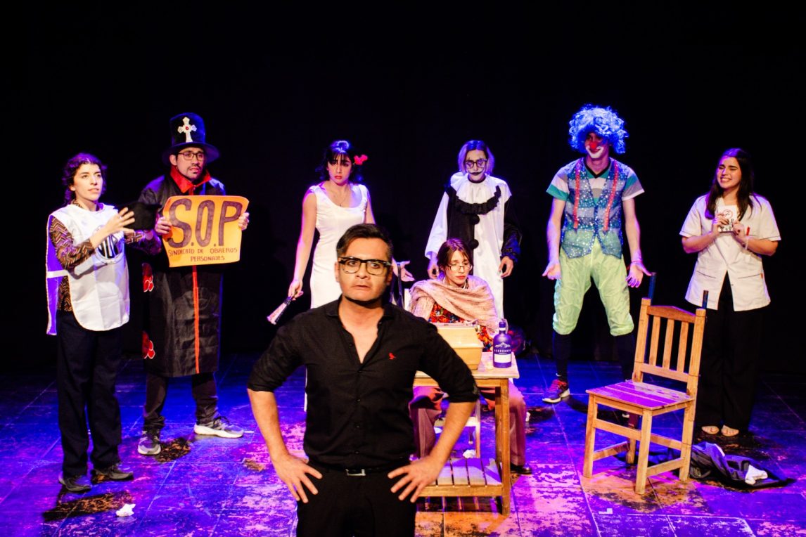 “Esto no es Microteatro”: los alumnos del Taller de Teatro presentan 11 escenas en escena