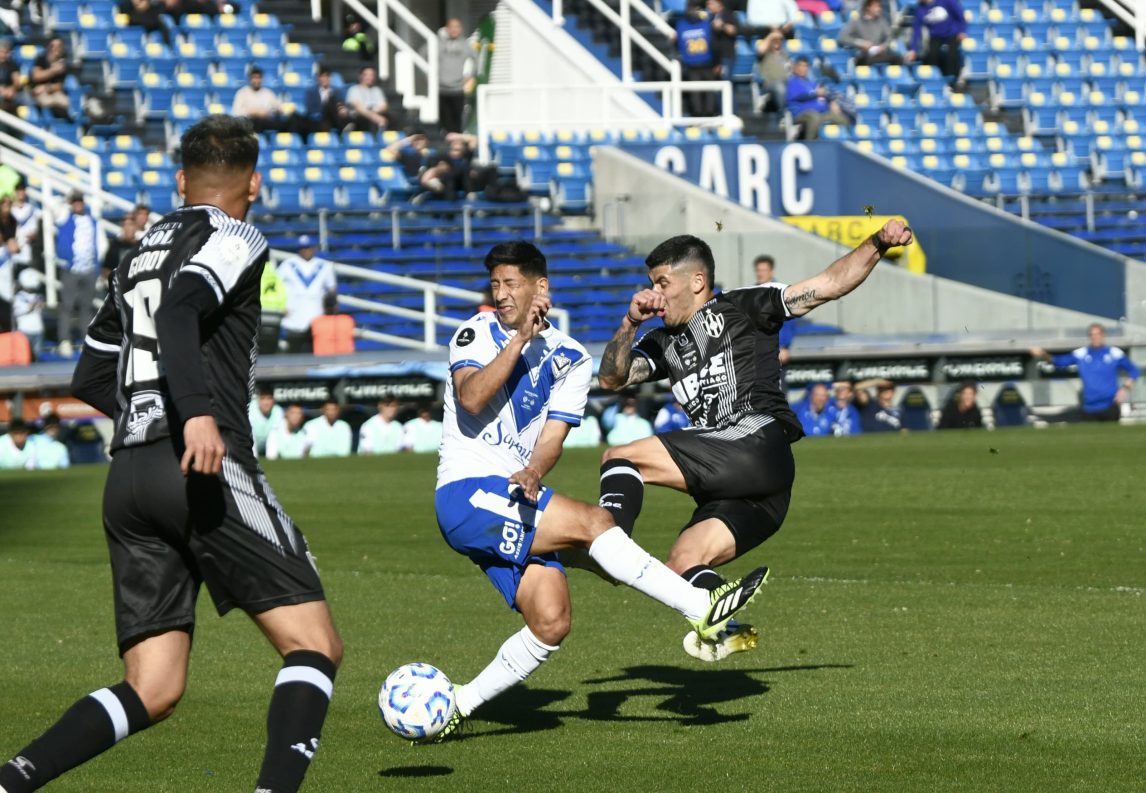 EN VIVO: Central Córdoba cae 2 a 0 frente a Vélez por la Supercopa 2025