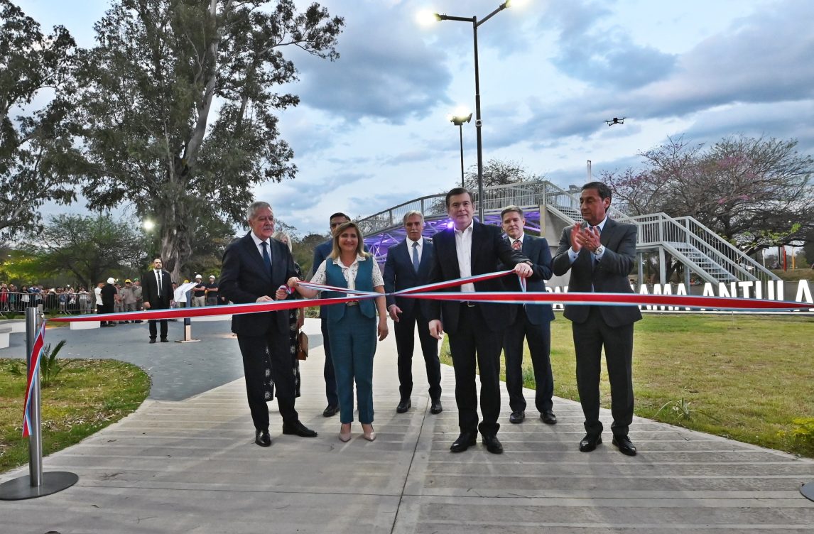 Zamora y Fuentes inauguraron el parque “Mama Antula”: características del nuevo espacio verde de la ciudad