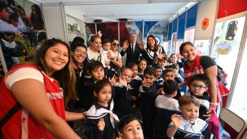 El Jefe de Gabinete recorrió el 4º espacio infanto-juvenil y de cómics en el CCB