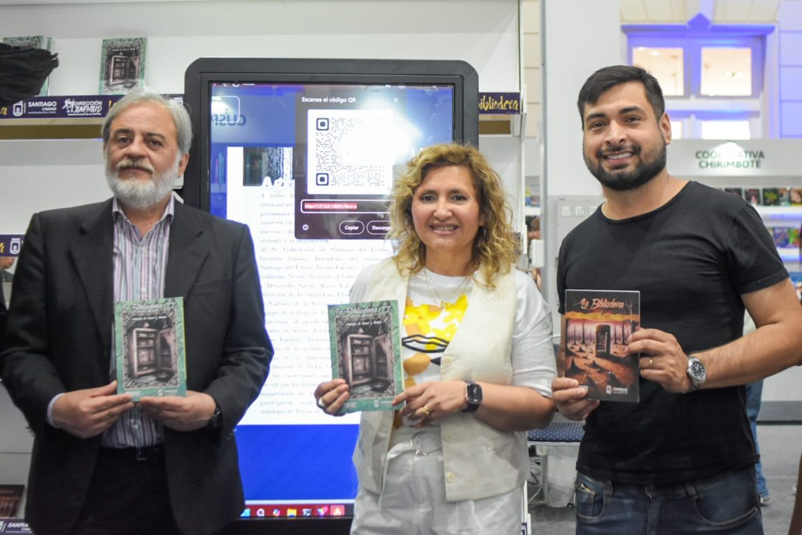 Norma Fuentes participó de una disertación y recorrió la Feria Provincial del Libro