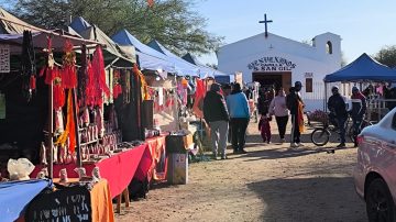 Un hombre intentó atacar con una boleadora a policías en la Fiesta de San Gil
