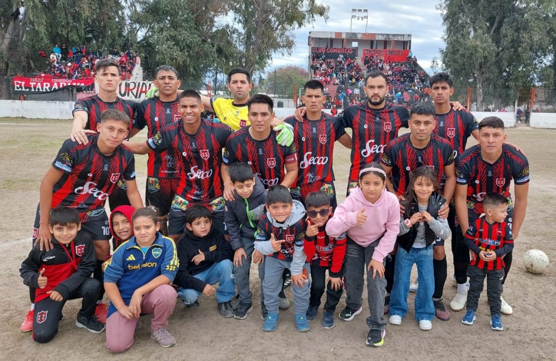 Comercio derrotó a Defensores y acaricia la clasificación a la final