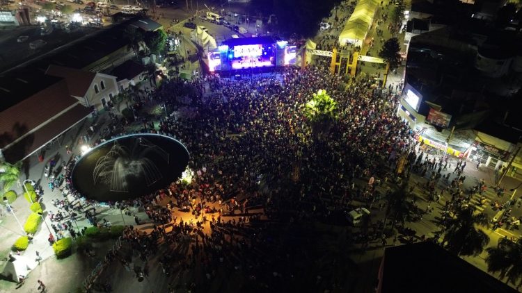 EN VIVO: Disfrutá de la segunda noche de festejos por el Aniversario de La Banda