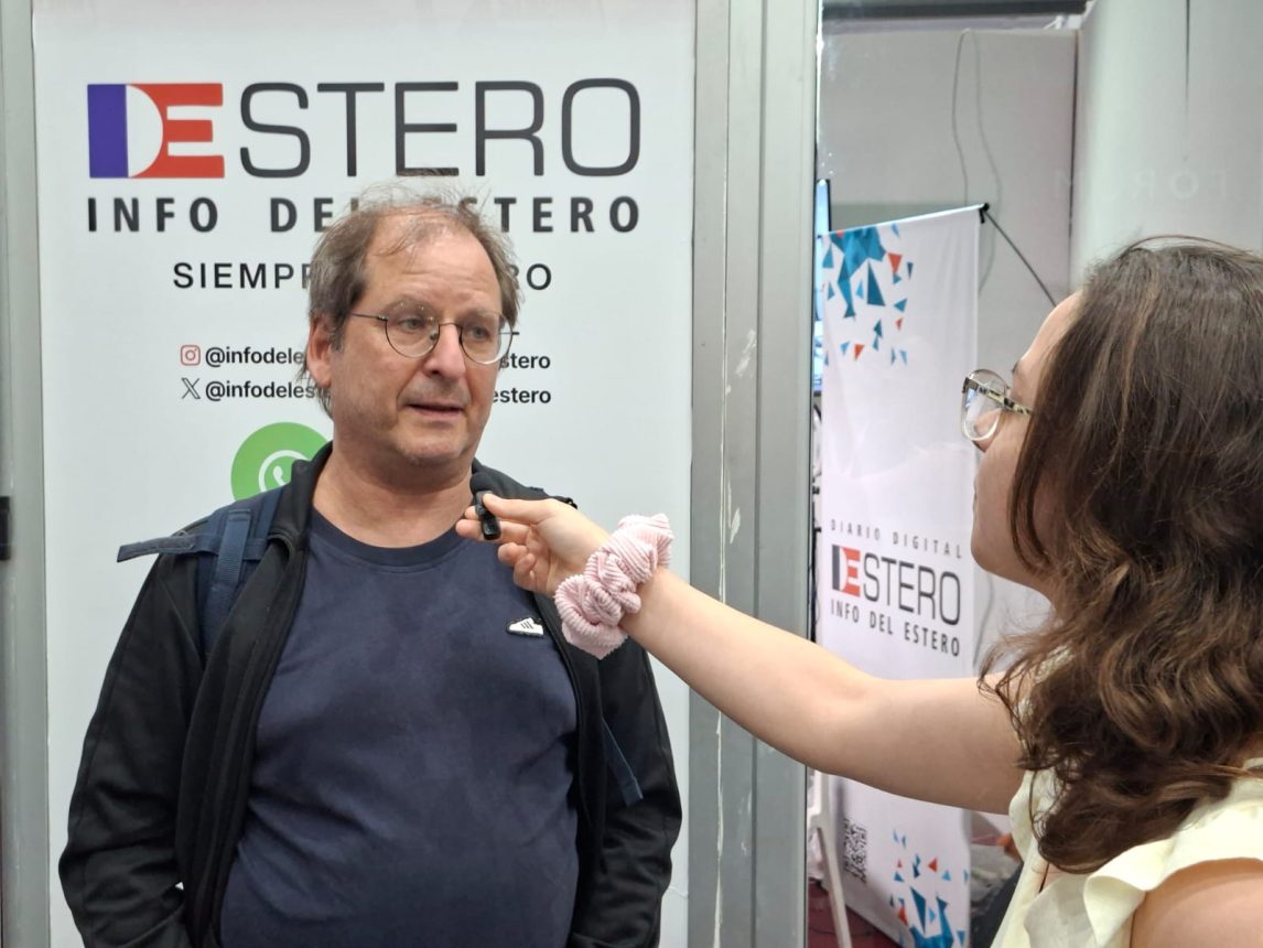 Martín Kohan con Info del Estero: “Es una coartada de los adultos decir que los chicos no leen”