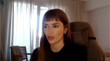 Una periodista denunció durante un streaming a un acosador