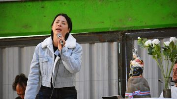 Emprendedora de la fe: Leda Bergonzi, la supuesta sanadora denunciada por estafa se presentó ante miles de personas en Sumampa