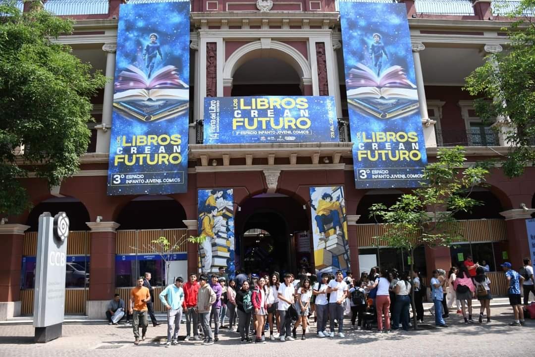 El Espacio Infantil, Juvenil y Cómic vuelve a brillar en la Feria del Libro 2025