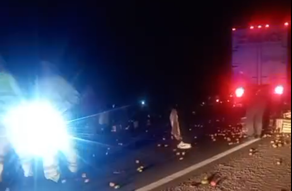 Un camionero murió en la Ruta 34 al volcar y quedar aprisionado en la cabina