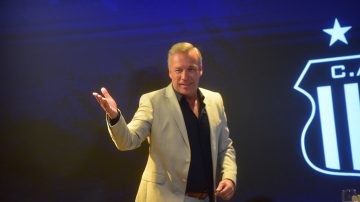 En conferencia, Fassi le pidió disculpas a los hinchas de Talleres y a “Chiqui” Tapia