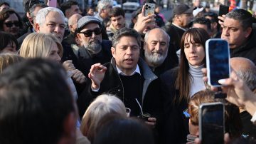 “Le pusimos freno a Milei”: el gobernador bonaerense festejó la victoria