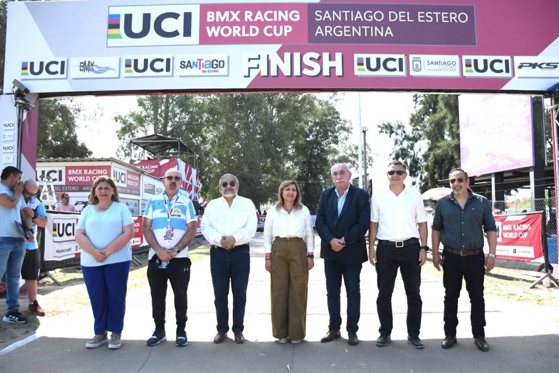 La intendente Fuentes participó de la apertura del 5° Campeonato Argentino de BMX