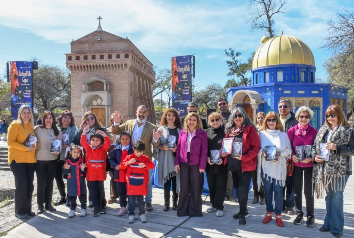 Norma Fuentes destacó la obra literaria de Dardo del Valle Gómez en una jornada evocativa realizada en el parque del Encuentro