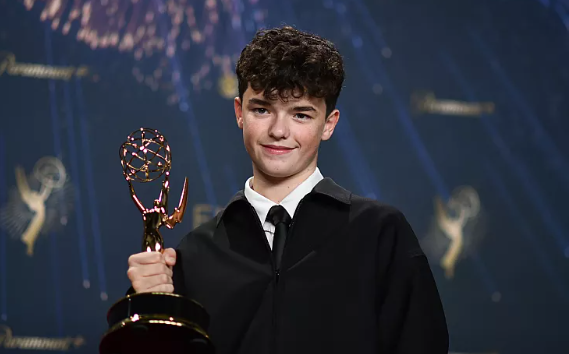 Adolescencia y The Studio arrasaron con los Premios Emmy 2025: la lista de todos los ganadores