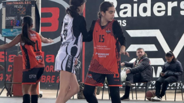 El club Tiro Federal denunció que les dieron comida cruda a las jugadoras de la U13 en su visita a Riachuelo