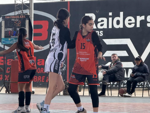 El club Tiro Federal denunció que les dieron comida cruda a las jugadoras de la U13 en su visita a Riachuelo