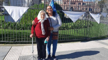 Pesar por la muerte de Azucena Díaz, histórica referente de Madres de Plaza de Mayo