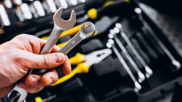 Dueño de un taller denunció que su empleado le robó varias herramientas