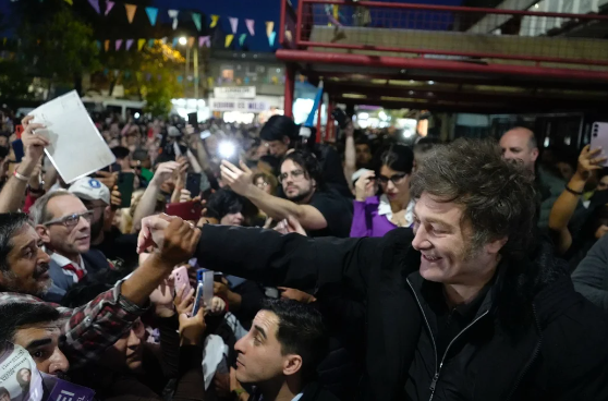 Modo campaña electoral: Javier Milei recorrerá más de diez provincias e inicia hoy por Tierra del Fuego