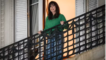 Cristina Kirchner reapareció con un mensaje grabado, apuntó contra Espert y la Corte Suprema