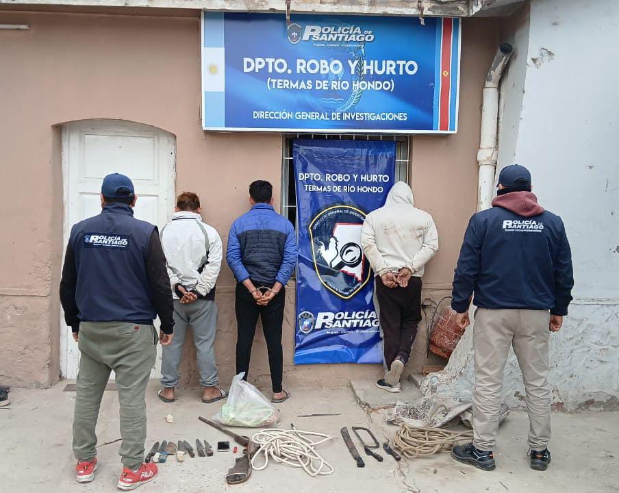 Denunció que le robaron 13 cabras y tras una investigación, detuvieron a tres jóvenes de la zona