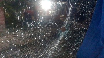 Ataque a colectivo en Añatuya: lanzaron objetos contra la unidad en movimiento