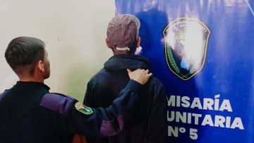 Capturan a un sujeto acusado de violencia de género en el barrio Juan Felipe Ibarra