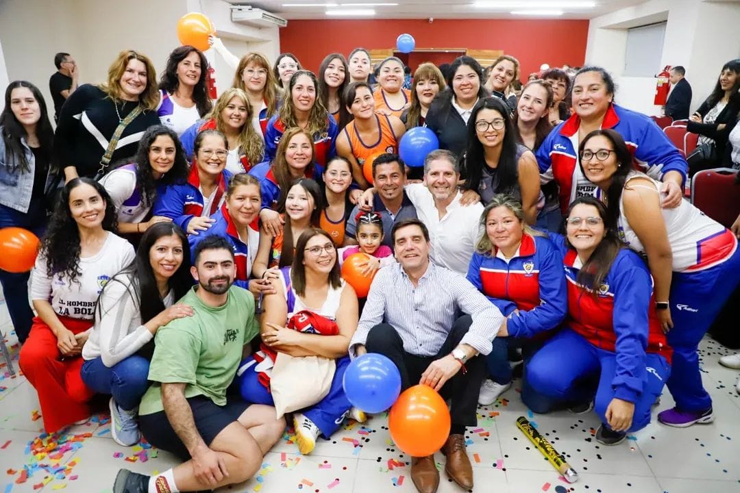 Construirán canchas de hockey sobre césped en Las Termas