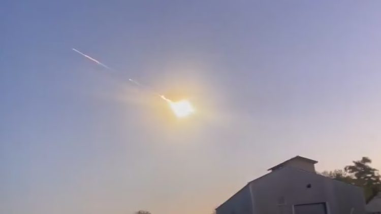 Tres provincias observaron una extraña bola de fuego en el cielo