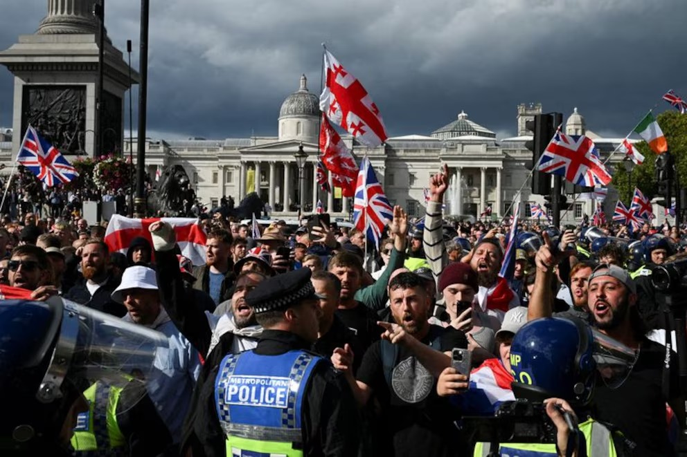 Histórica movilización en Londres: Más de 110.000 personas marcharon contra la inmigración