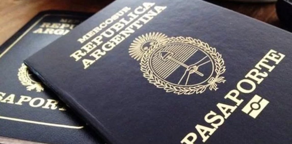 El error en las impresiones de pasaportes podría traer graves problemas a los viajeros