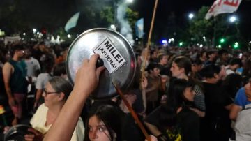 Tras la cadena nacional comenzaron a circular videos de cacerolazos en Buenos Aires