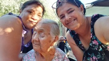 Doña Nicanora Fernández celebra sus 104 años de vida en Colonia Osvaldo
