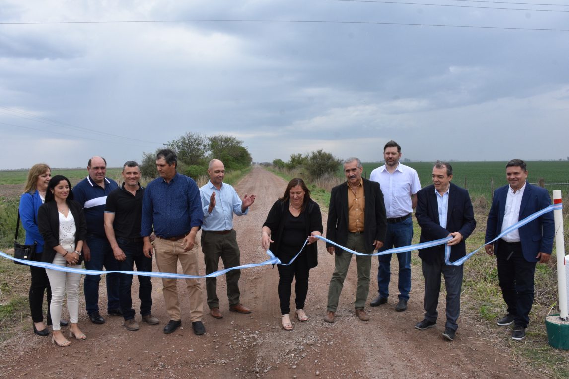 Niccolai entregó viviendas sociales e inauguró obras en Rivadavia