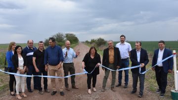 Niccolai entregó viviendas sociales e inauguró obras en Rivadavia