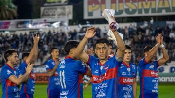 En vivo: Güemes recibe a San Miguel con la necesidad de un triunfo para escaparle al descenso