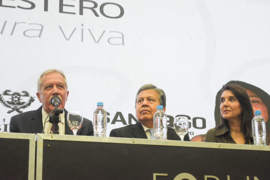 Elías Suárez: “Esto nos permite mostrar todo nuestro potencial cultural y literario”
