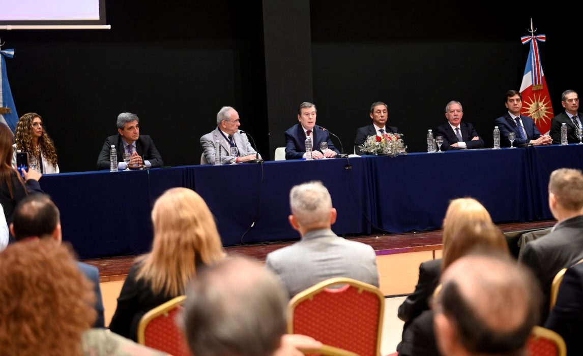 Zamora participó de la apertura del II Congreso Internacional de Córnea y Banco de Ojos
