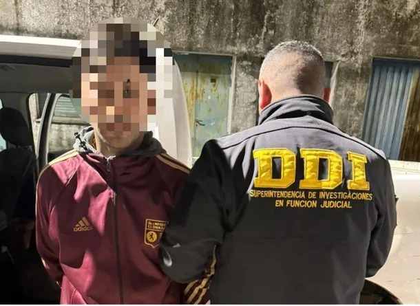 Detuvieron a otro sospechoso por el triple femicidio: Creen que es el que cavó el pozo para enterrar a las víctimas