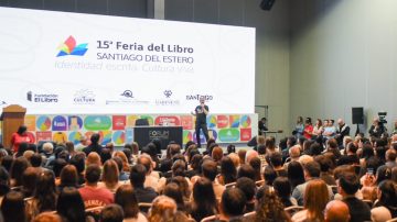 A sala colmada, Darío Sztajnszrajber cerró la 15ª Feria del Libro con una charla sobre el amor