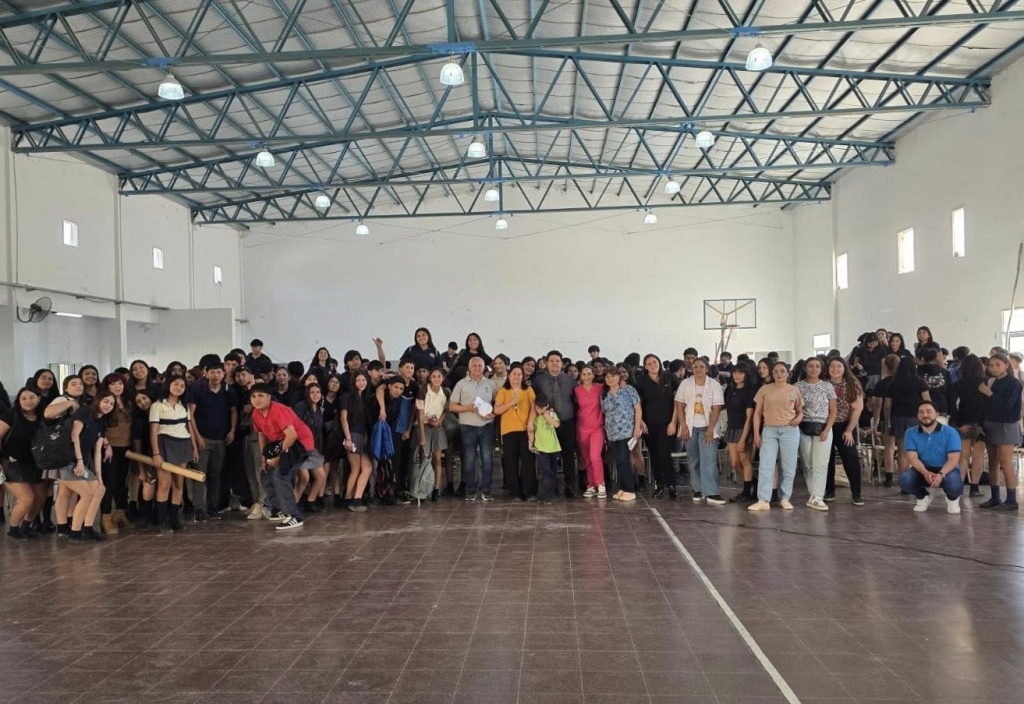 Docentes y estudiantes de la Licenciatura en Obstetricia llevaron una extensión universitaria a Forres