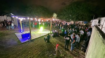 La Reserva celebra su aniversario con show en vivo en Peña Los Roldán