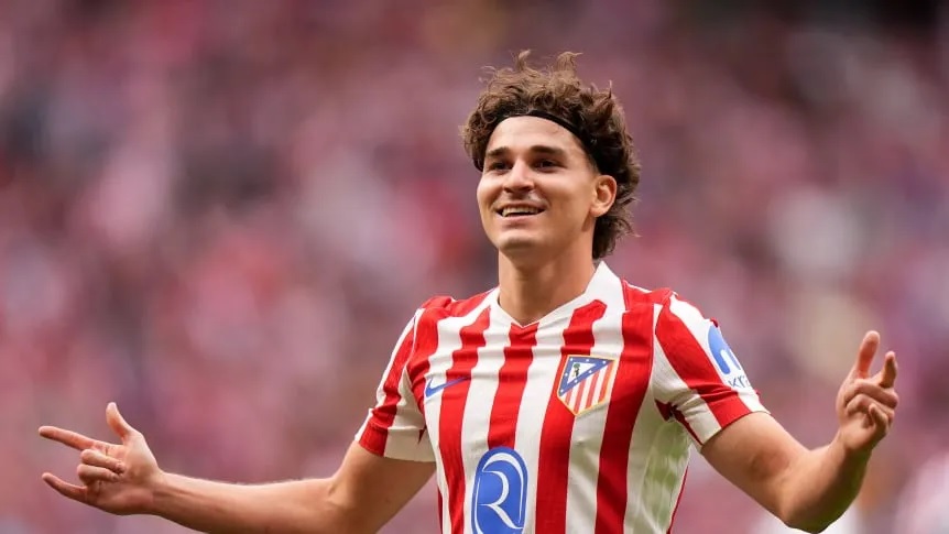 Atlético de Madrid aplastó al Real con Julián Álvarez como figura