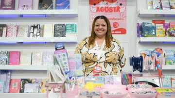 Uno de nuestros stands favoritos en la Feria del Libro: Agosta Tienda