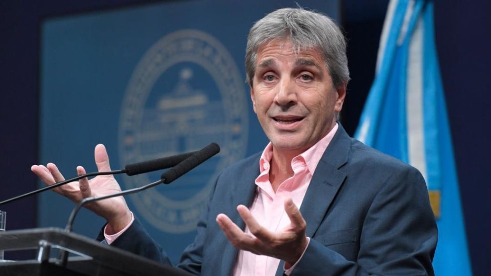 El Tesoro vendió casi 400 millones de dólares en tres días para contener al tipo de cambio